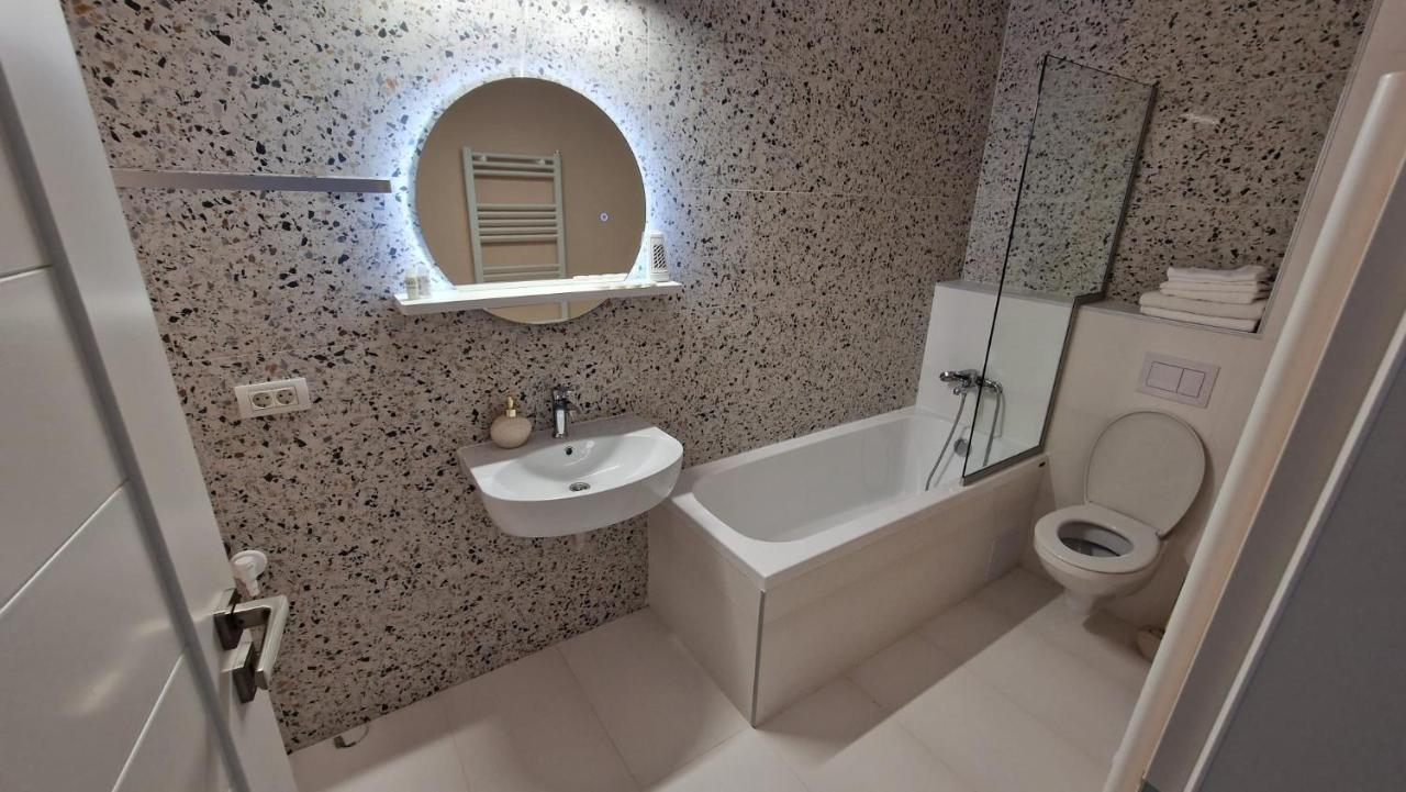 West Homes 34 Oradea Buitenkant foto